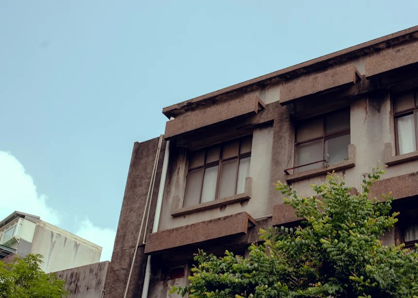 Superhouse